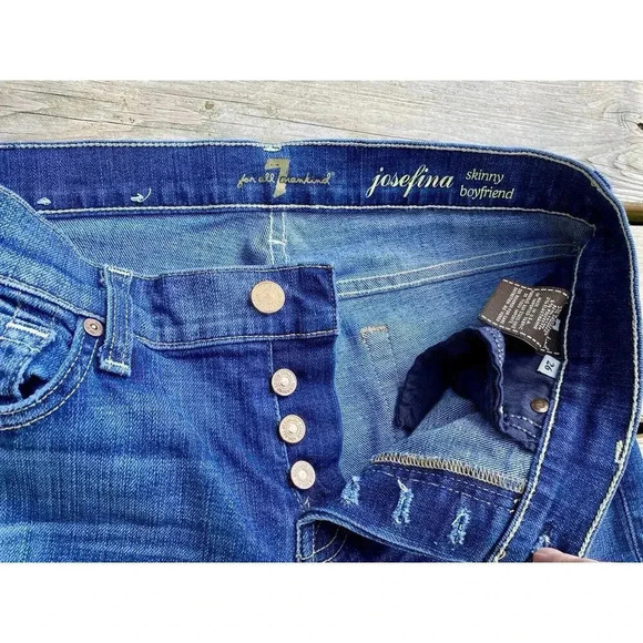 7 For All Mankind Josefina Boyfriend Button Up Jeans Size 26 Distressed Womens - Picture 2 of 5